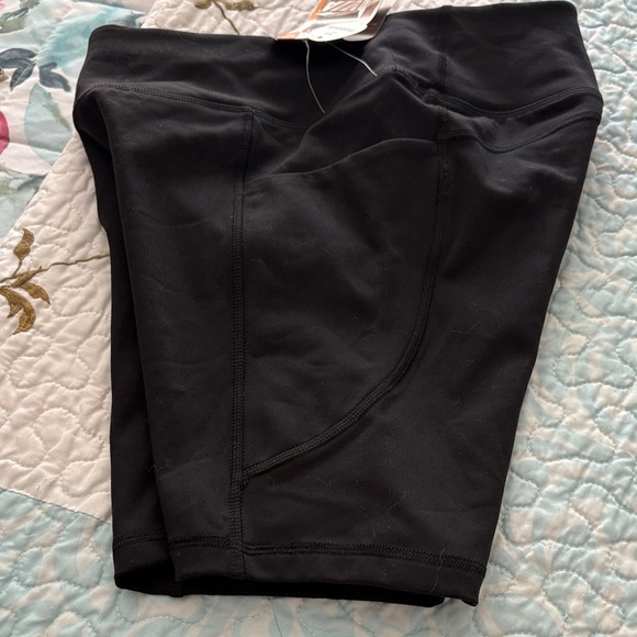 Avia Women's Black Bike Shorts - Picture 7 of 11